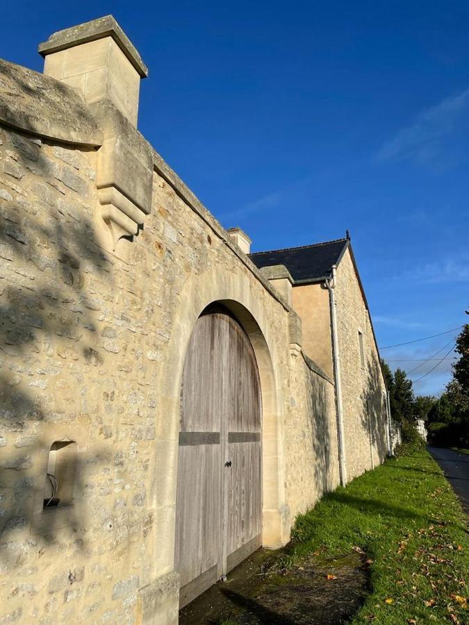Le Clos Du Bas Courtil Guesthouse B&B Omaha Beach Osmanville Buitenkant foto
