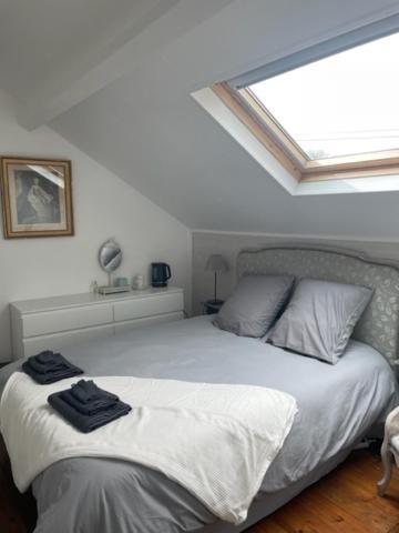 Le Clos Du Bas Courtil Guesthouse B&B Omaha Beach Osmanville Buitenkant foto