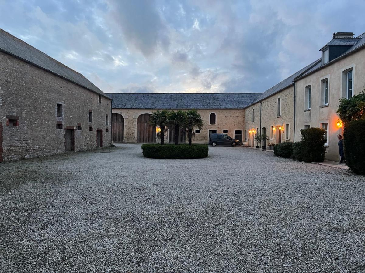 Le Clos Du Bas Courtil Guesthouse B&B Omaha Beach Osmanville Buitenkant foto